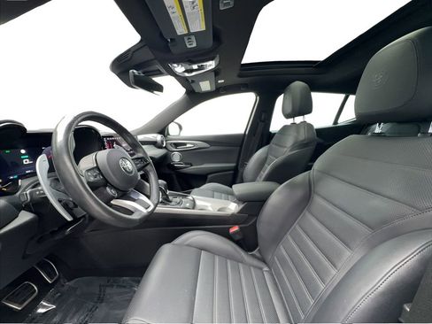 Used 2024 Alfa Romeo Tonale Veloce AWD/4WD image 19