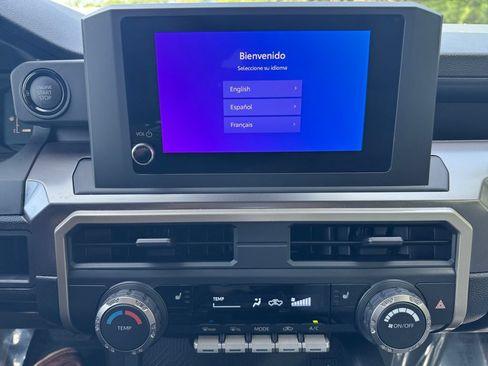 Used 2026 Toyota Tacoma SR5 AWD/4WD image 21