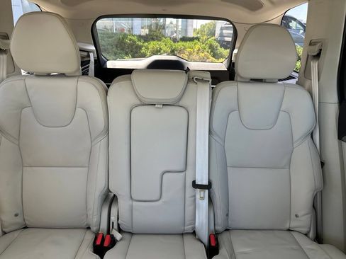 Used 2025 Volvo XC90 B6 Ultra w/ Protection Package Premier AWD/4WD image 23