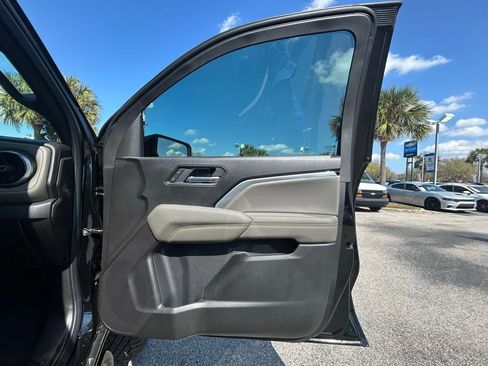 New 2026 Chevrolet Colorado ZR2 w/ Technology Package AWD/4WD image 28