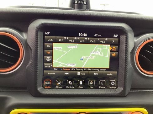 Used 2023 Jeep Gladiator Mojave w/ Trailer Tow Package image 19