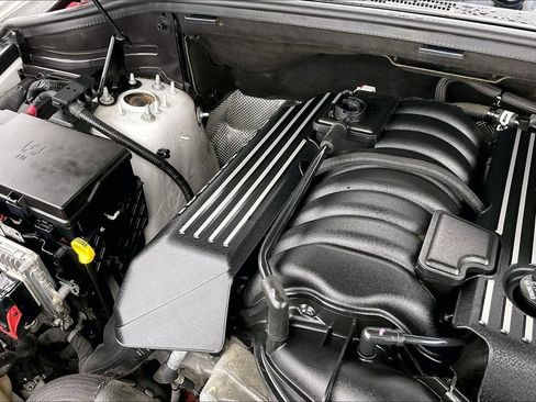 Used 2019 Jeep Grand Cherokee SRT AWD/4WD image 32