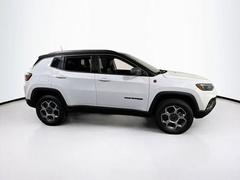 Used 2022 Jeep Compass Trailhawk w/ Trailhawk Convenience Group image 4