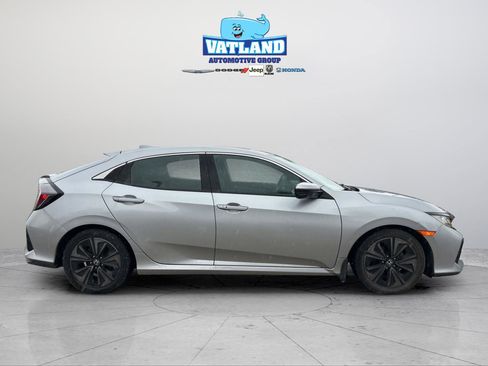 Used 2018 Honda Civic EX image 6