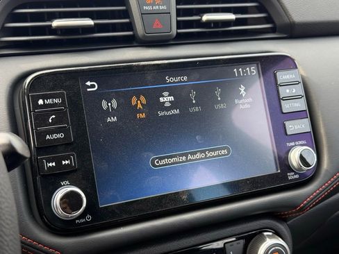 New 2025 Nissan Versa SR w/ Trunk Package image 10