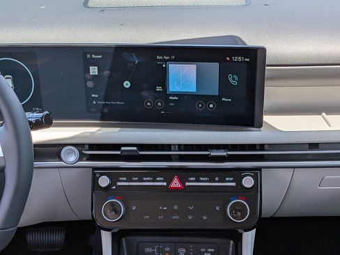 New 2026 Hyundai Tucson SEL FWD image 18