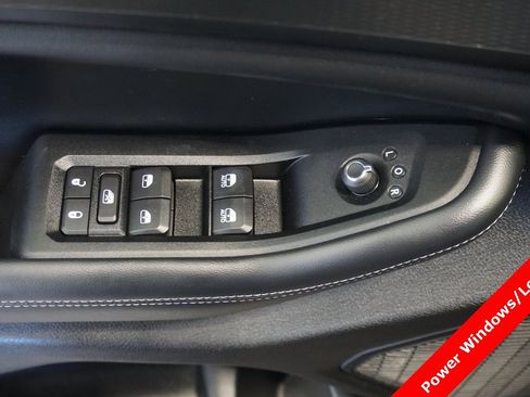 Used 2024 Jeep Grand Cherokee Altitude image 6