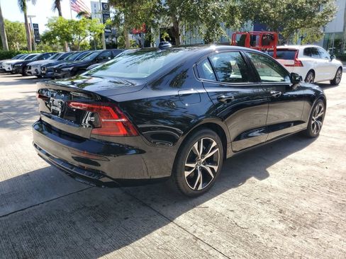 Certified 2024 Volvo S60 B5 Core FWD image 5