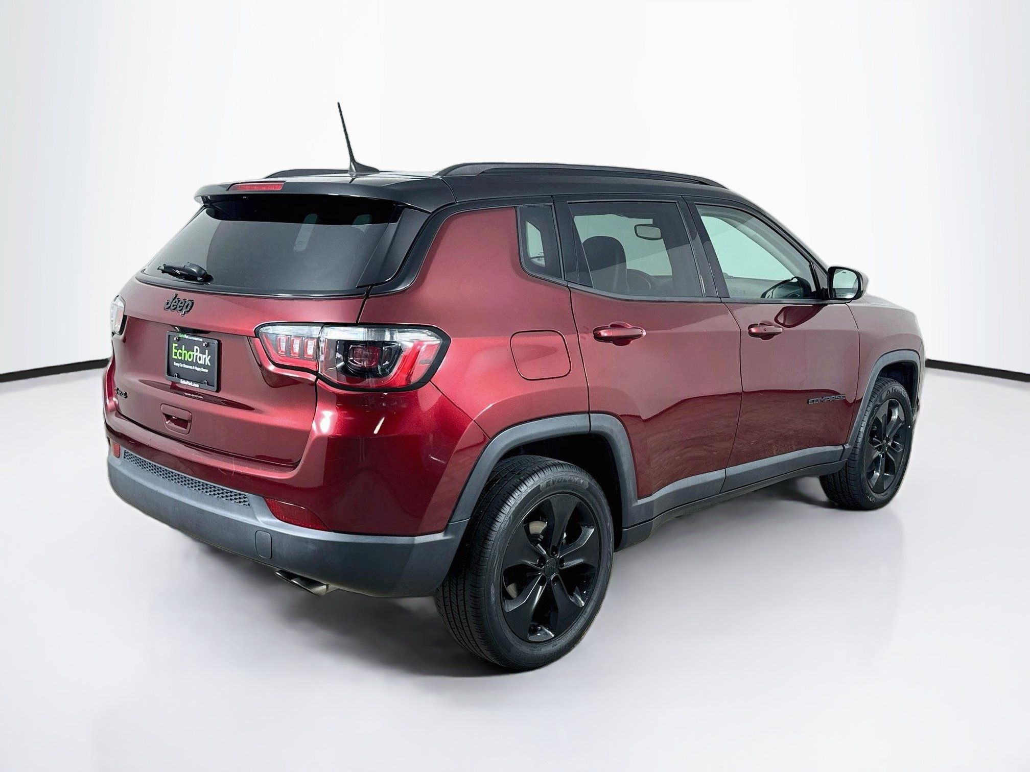 Used 2021 Jeep Compass Latitude AWD/4WD image 9