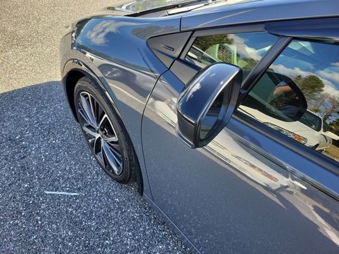 Used 2023 Toyota Prius XLE image 18