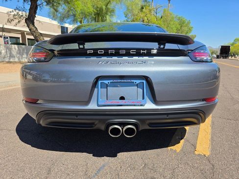 Used 2025 Porsche 718 Cayman S w/ Sport Chrono Package RWD image 21