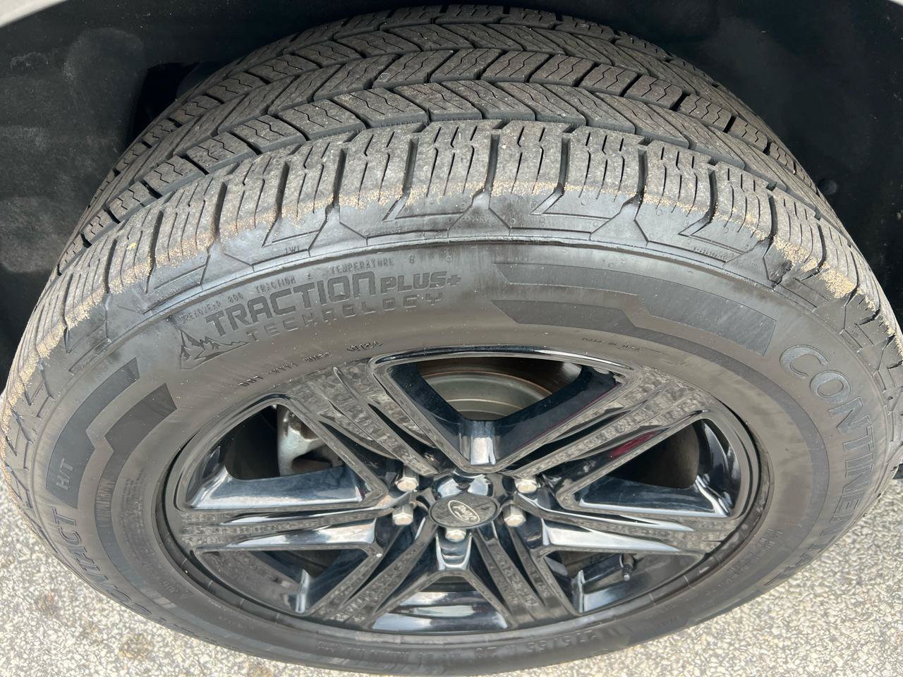 Used 2021 Ford Expedition XLT AWD/4WD image 5