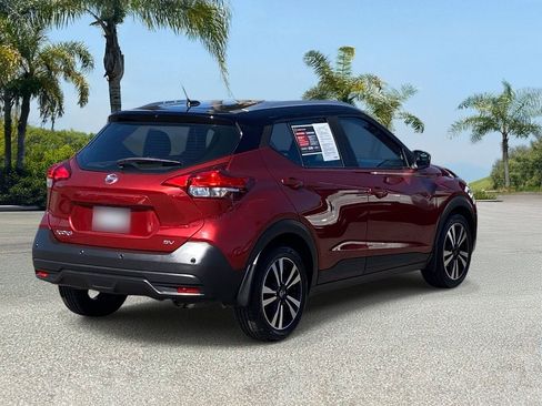 Certified 2020 Nissan Kicks SV FWD image 5