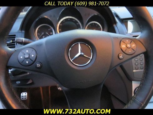 Used 2010 Mercedes-Benz C 300 Sedan image 24