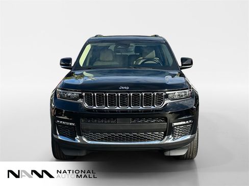 Used 2022 Jeep Grand Cherokee L Limited image 8