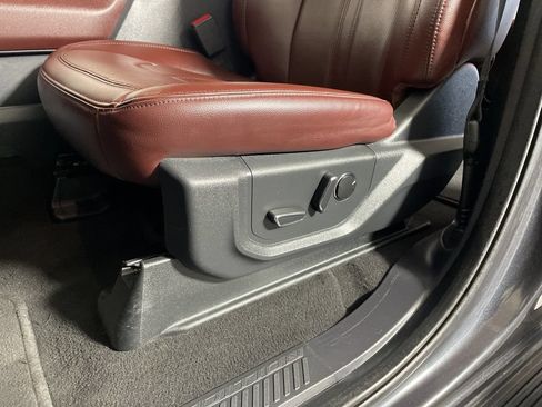 Used 2024 Ford Expedition Max Limited AWD/4WD image 11