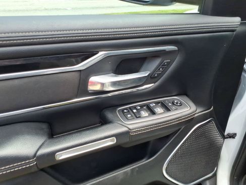 Used 2021 RAM 1500 Laramie w/ Sport Appearance Package AWD/4WD image 17