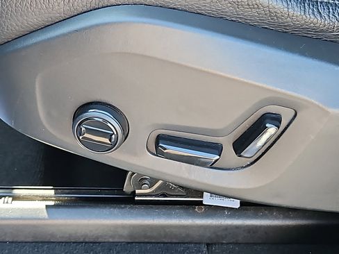 Used 2019 Volvo XC90 T5 Momentum w/ Advanced Package image 26