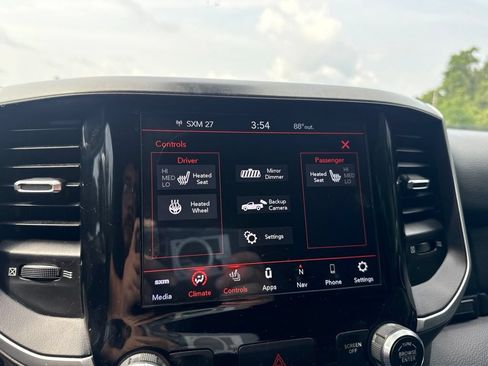 Used 2020 RAM 1500 Big Horn AWD/4WD image 23