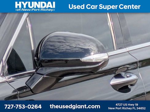 Certified 2023 Hyundai Santa Fe Limited image 11