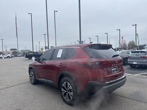 Used 2023 Nissan Rogue SV image 5