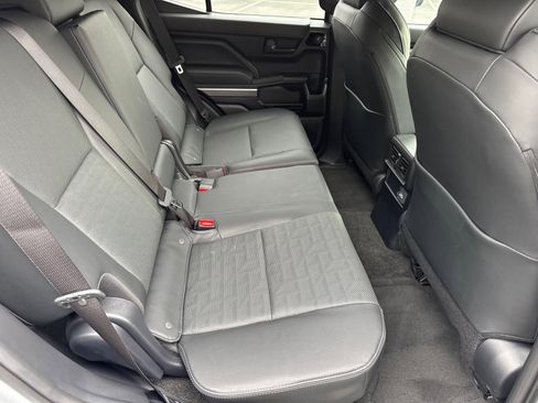 Certified 2025 Toyota 4Runner TRD Off-Road Premium image 20