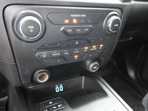 Used 2019 Ford Ranger Lariat w/ Equipment Group 501A Mid AWD/4WD image 19
