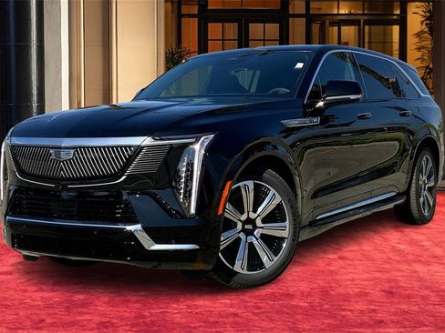 Used 2025 Cadillac Escalade IQ Luxury 2 image 1