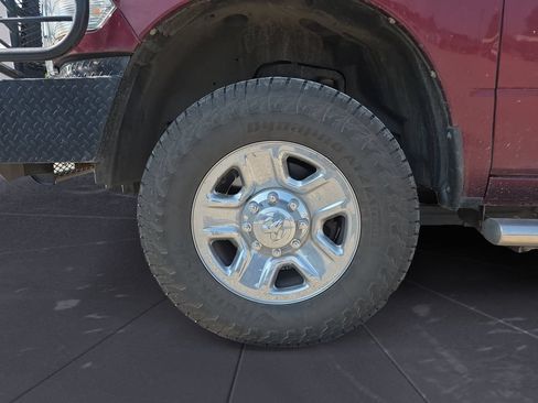 Used 2016 RAM 2500 Tradesman w/ Chrome Appearance Group AWD/4WD image 14