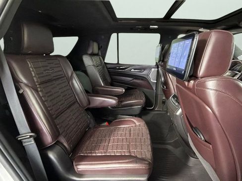 Certified 2021 Cadillac Escalade Sport Platinum AWD/4WD image 39