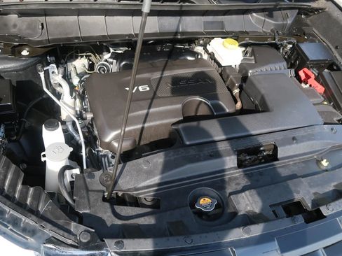 Used 2022 Nissan Pathfinder SL w/ SL Premium Package FWD image 45