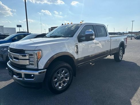 Used 2019 Ford F250 King Ranch w/ King Ranch Ultimate Package AWD/4WD image 2