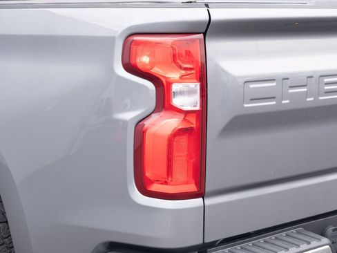 Used 2019 Chevrolet Silverado 1500 LTZ w/ LTZ Premium Package AWD/4WD image 27