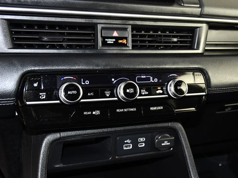 Certified 2025 Honda Pilot EX-L image 28