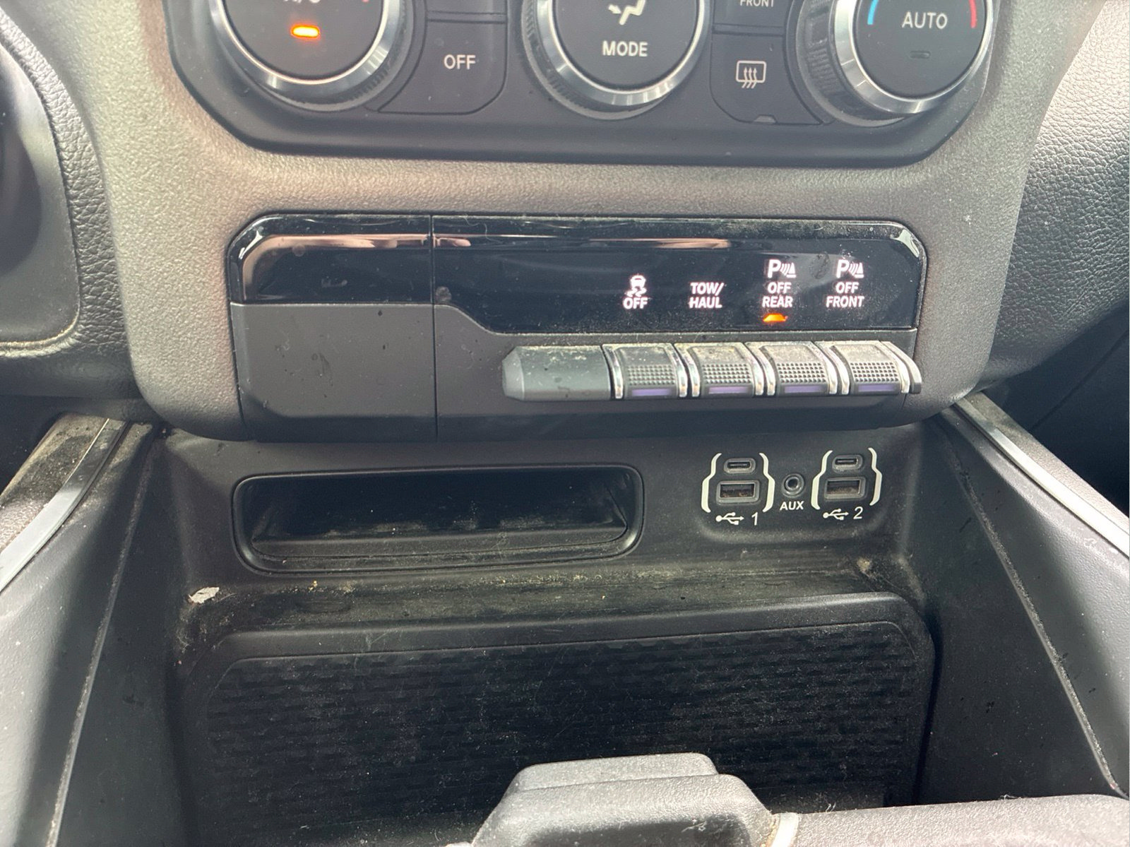Certified 2020 RAM 1500 Big Horn RWD image 28