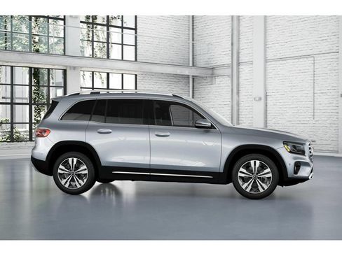 Used 2026 Mercedes-Benz GLB 250 image 15
