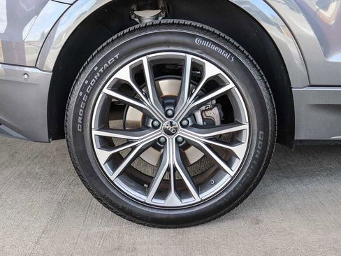 Used 2023 Audi Q8 Premium w/ Convenience Package AWD/4WD image 9