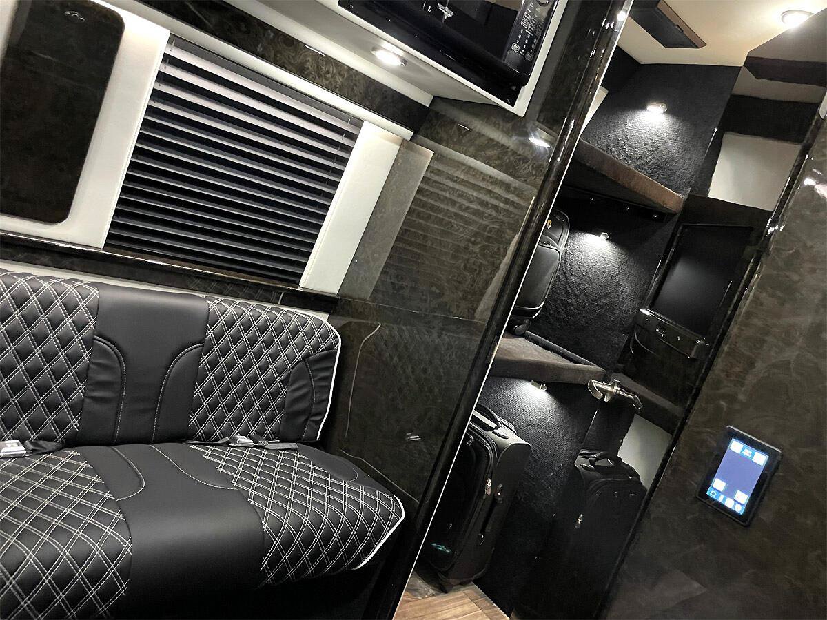 Used 2022 Mercedes-Benz Sprinter 3500 image 8