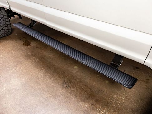 Used 2021 Ford F250 Platinum w/ FX4 Off-Road Package image 12