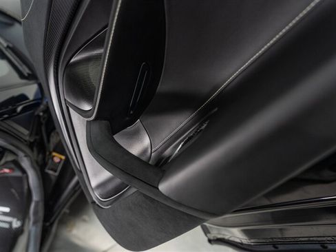 Used 2024 McLaren 750S Spider RWD image 61