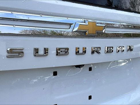 Used 2023 Chevrolet Suburban LS w/ Driver Alert Package image 15