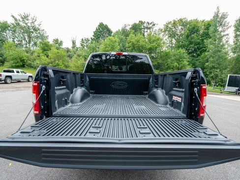 Used 2018 Ford F150 XLT w/ Equipment Group 302A Luxury AWD/4WD image 26