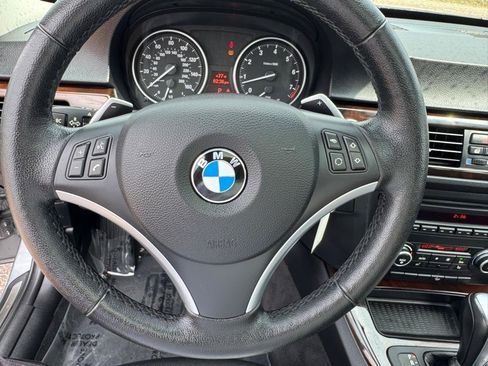 Used 2011 BMW 328i xDrive Sedan AWD/4WD image 34