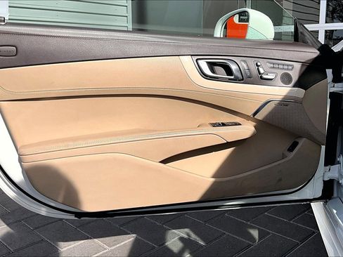 Used 2018 Mercedes-Benz SL 450 image 23