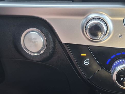 Used 2023 Kia Telluride EX w/ EX Captain's Chair Package image 31