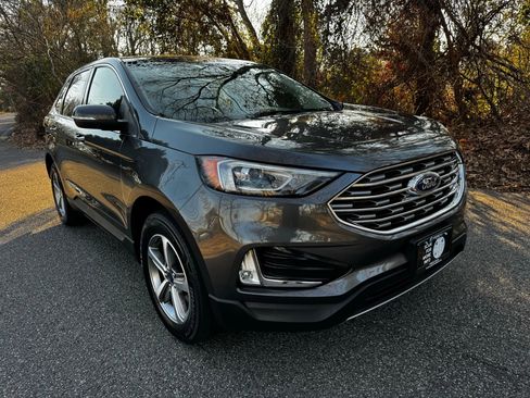 Used 2019 Ford Edge SEL w/ Equipment Group 201A image 8