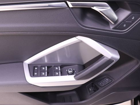 Certified 2025 Audi Q3 2.0T Premium Plus w/ Premium Plus Package image 14