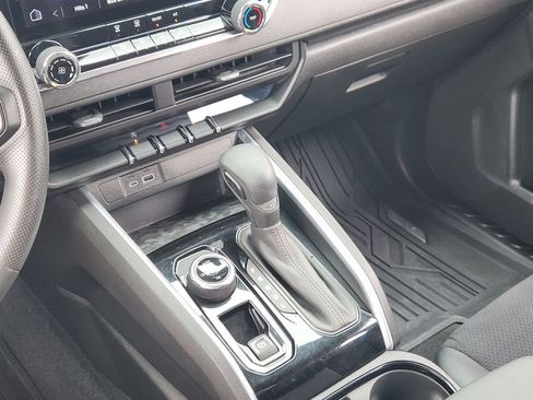 Certified 2023 Chevrolet Colorado Trail Boss w/ Technology Package image 20