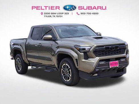 Used 2025 Toyota Tacoma TRD Sport RWD image 1