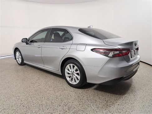 Used 2023 Toyota Camry LE image 7